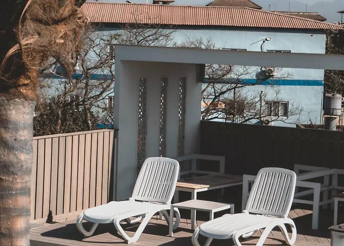 Square Hotel 4*